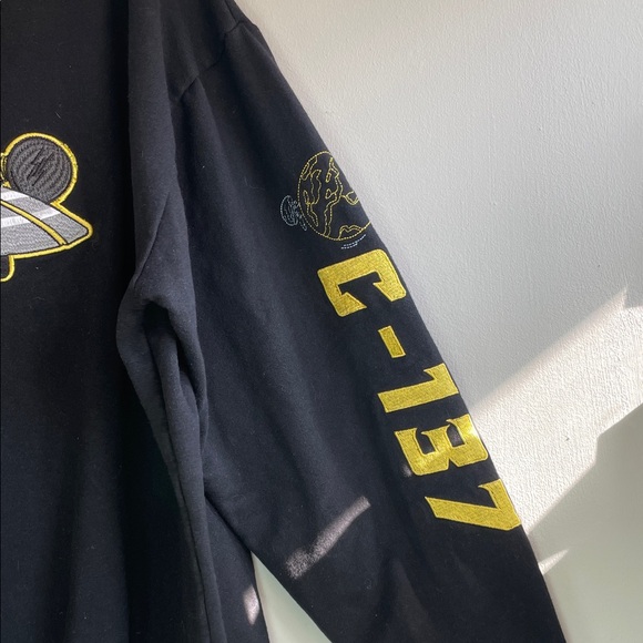 Rick and Morty Black Graphic Men's Sweater Size S - Picture 3 of 7